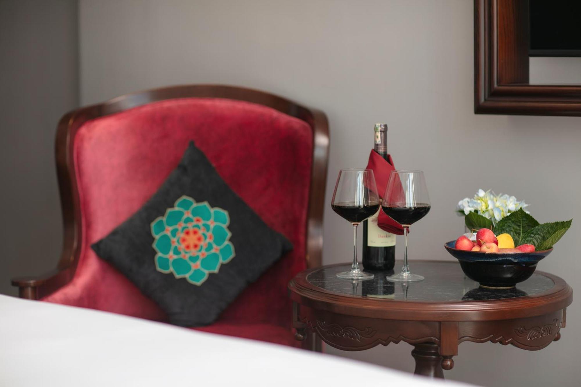 Serene Central Hotel Hanoi Zewnętrze zdjęcie